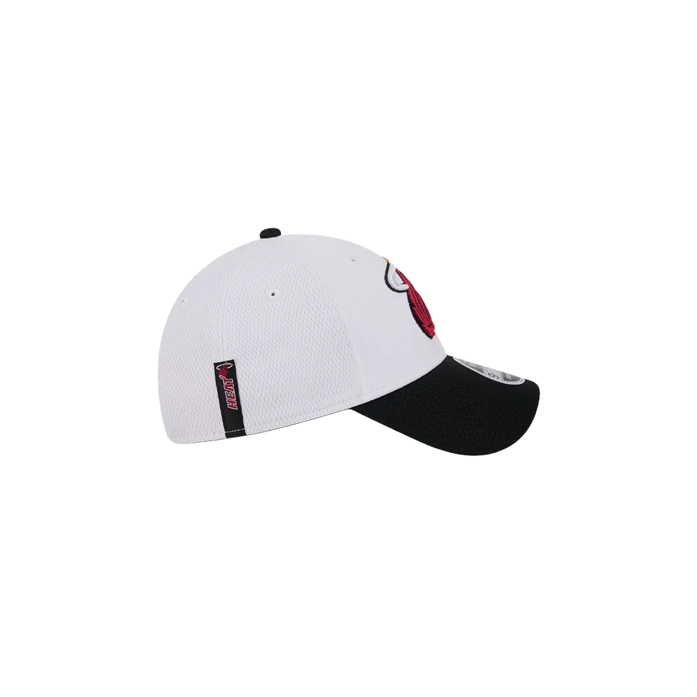 New Era Miami HEAT 2-Tone Dash Stretch Snapback - Image 4