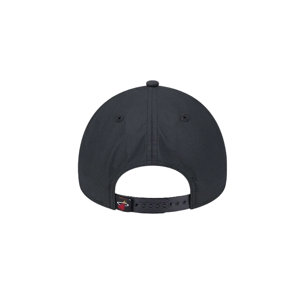 New Era Miami HEAT Gradient Snapback - Image 2