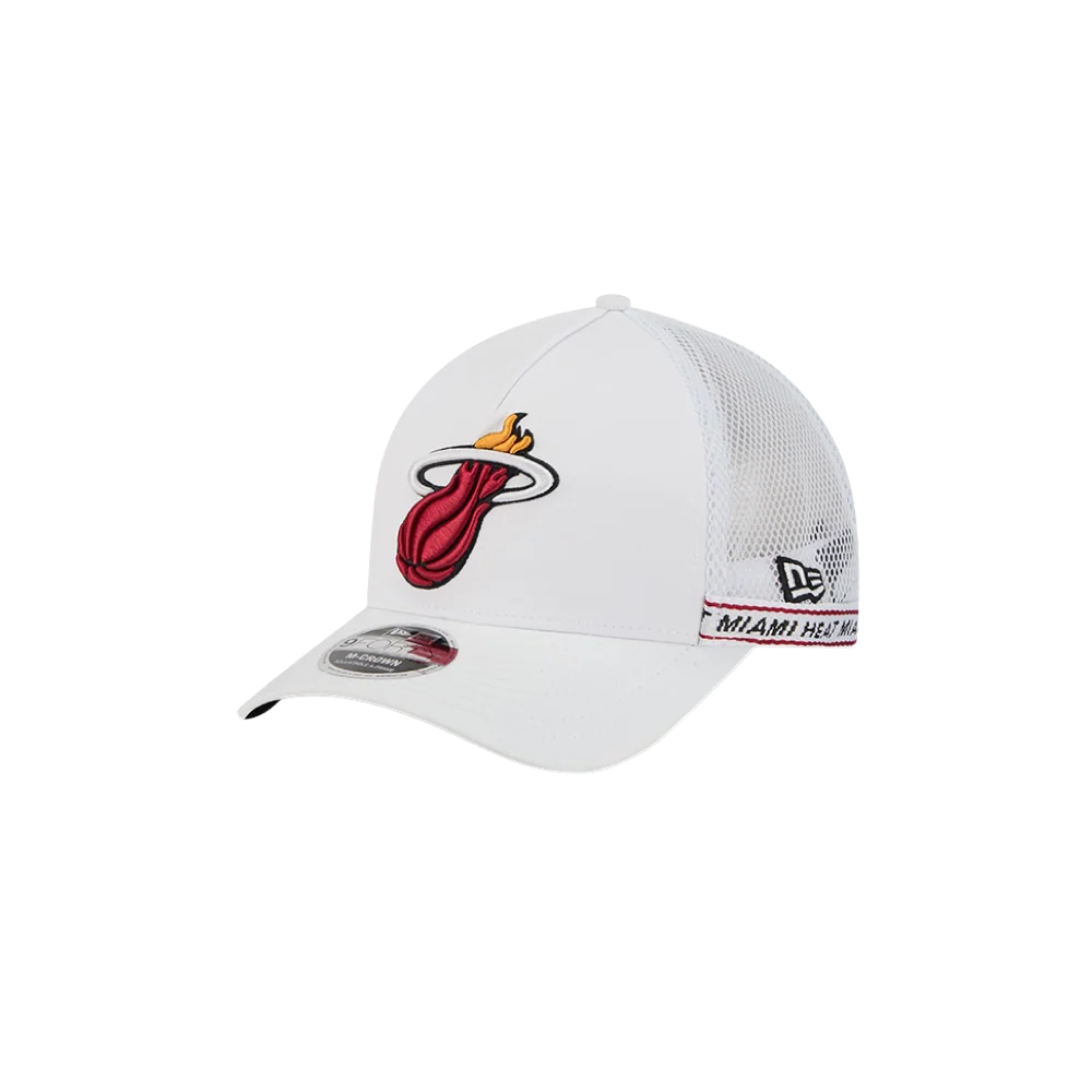New Era Miami HEAT Logo Adjustable Trucker - Image 3