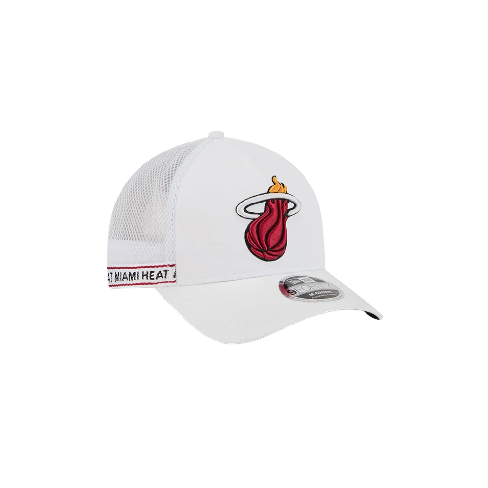 New Era Miami HEAT Logo Adjustable Trucker - Image 5