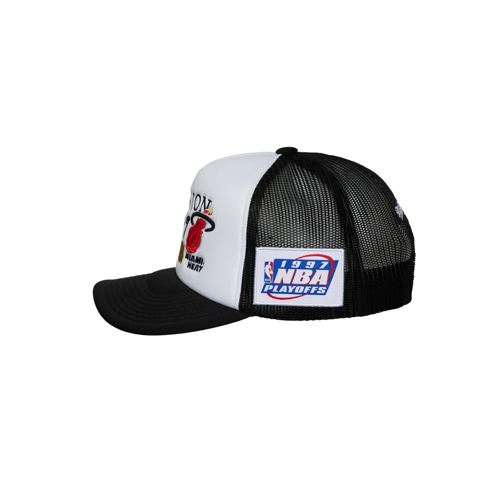 Mitchell & Ness Miami HEAT Division Champ Trucker Snapback - Image 3