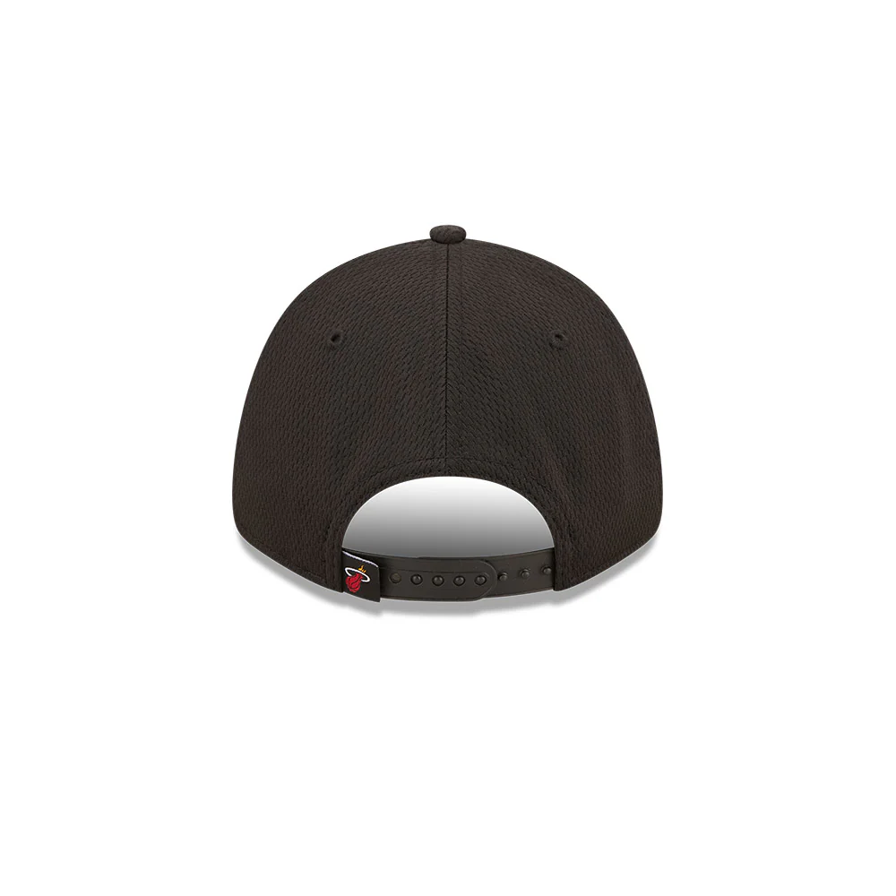 New Era Miami HEAT Stretch Black Snapback - Image 2