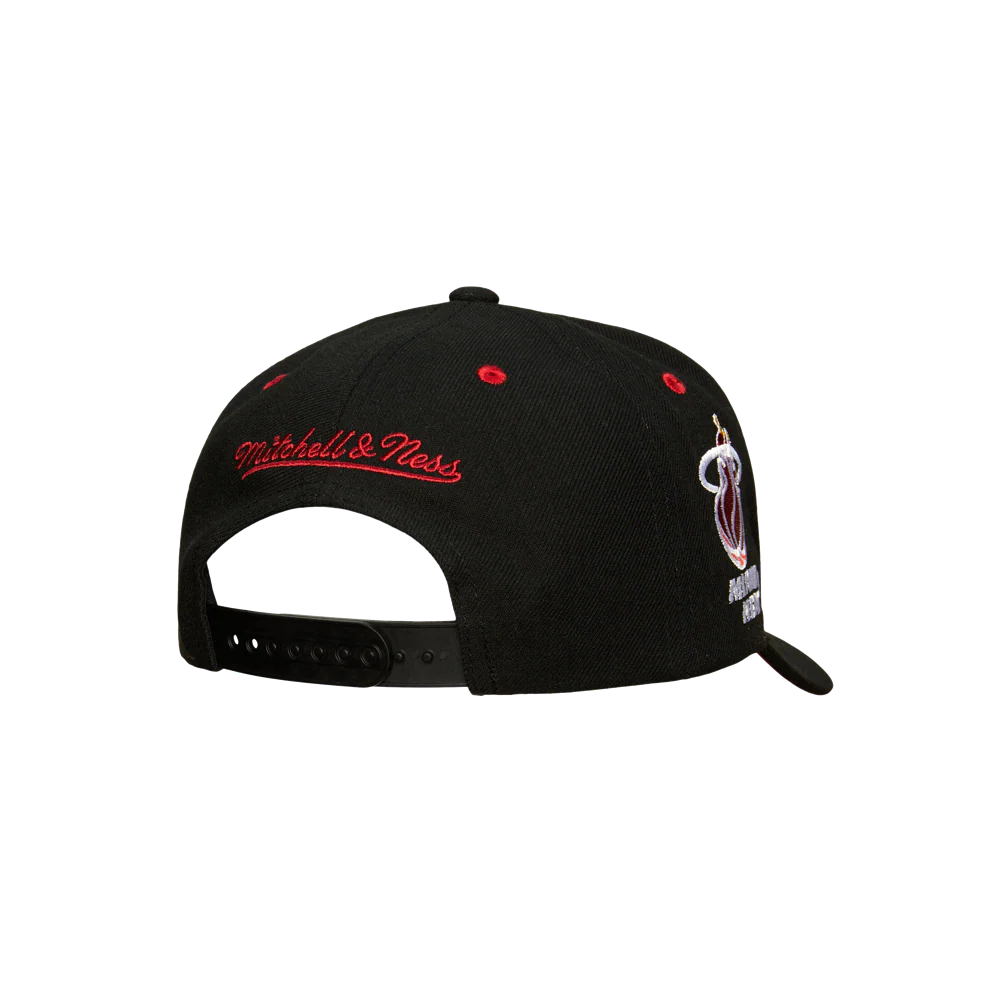 Mitchell & Ness Miami HEAT Lofi Pro Snapback - Image 2