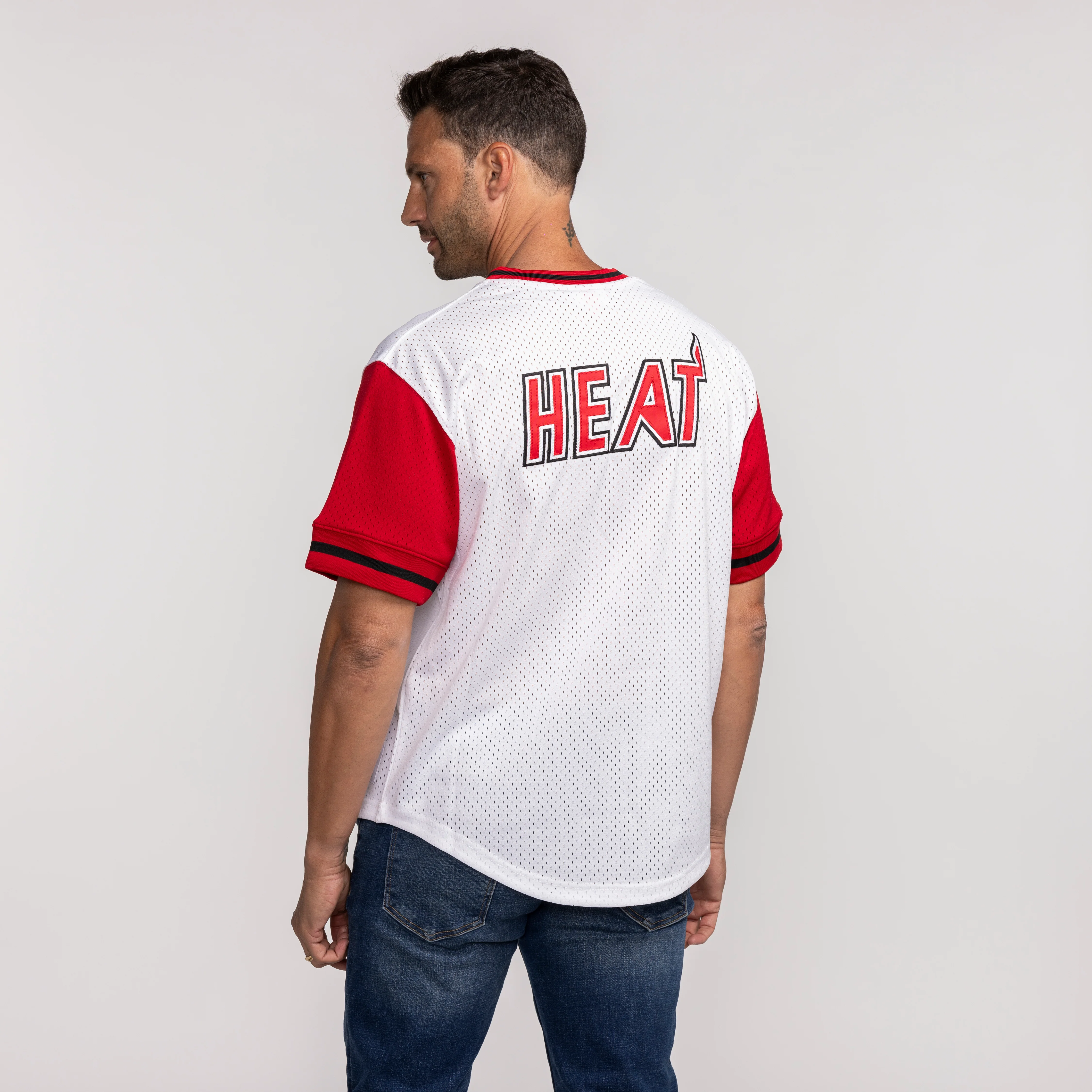 Mitchell and Ness Miami HEAT Mesh V-Neck - Image 4