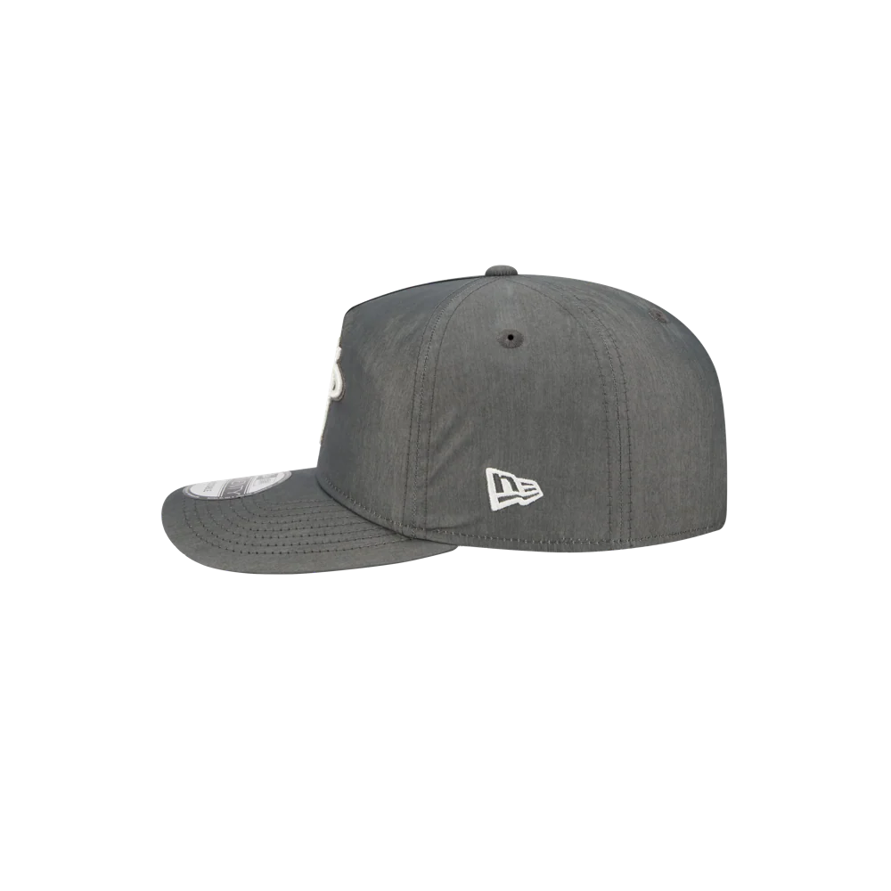 New Era Miami HEAT Nylon Grey Snapback - Image 4