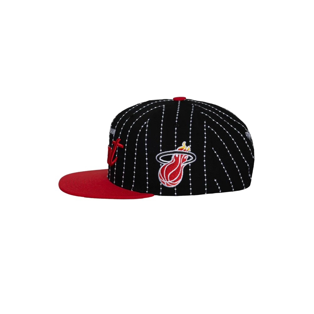 Mitchell & Ness Miami HEAT Pinstripe Snapback - Image 3