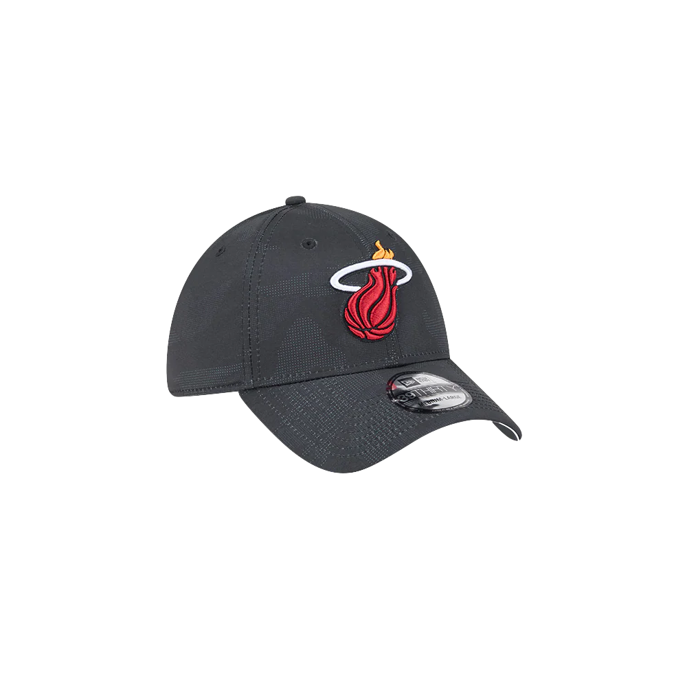 New Era Miami HEAT Tonal Camo Flex Fit Hat - Image 5