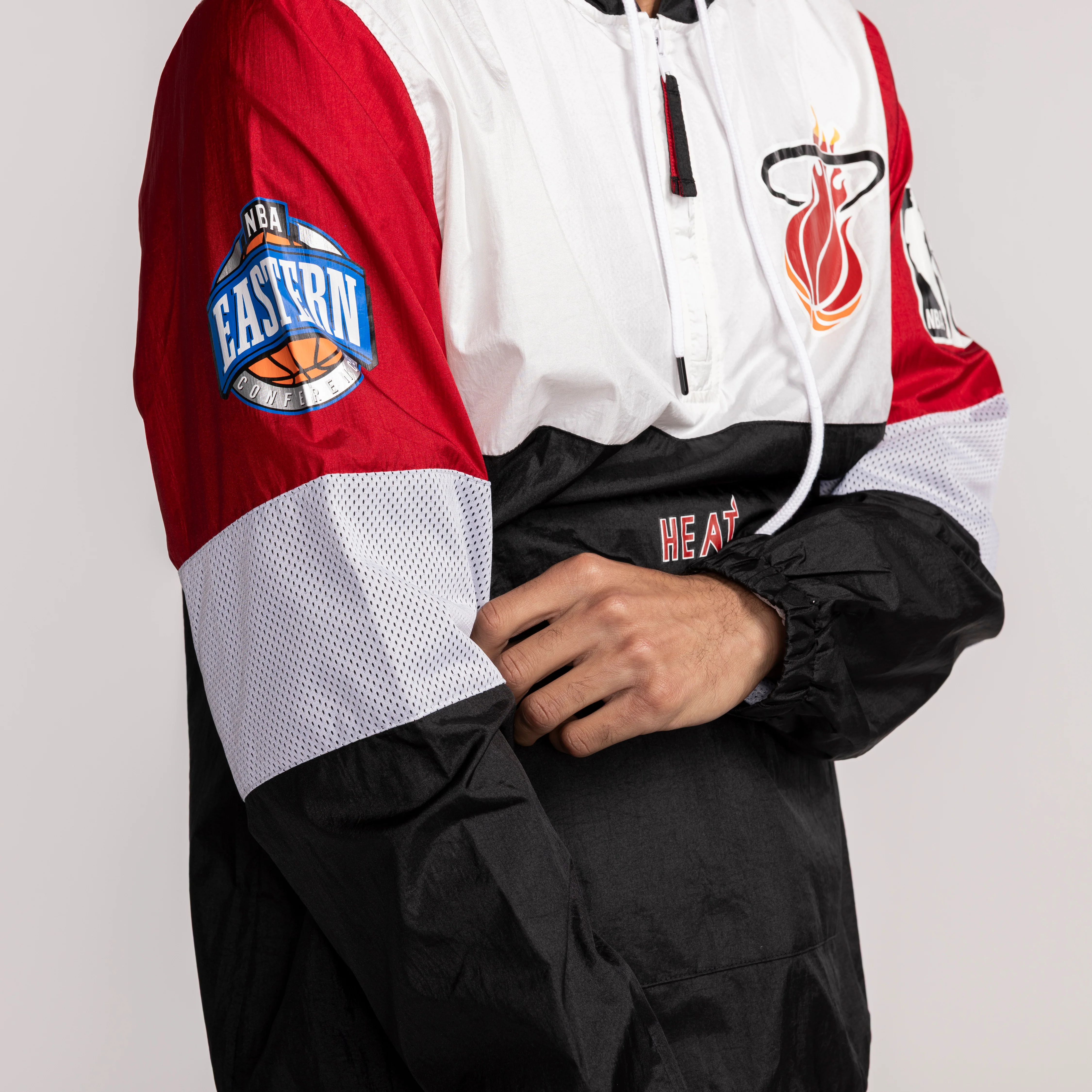 Mitchell & Ness Miami HEAT Hardwood Classic Night Windbreaker - Image 3