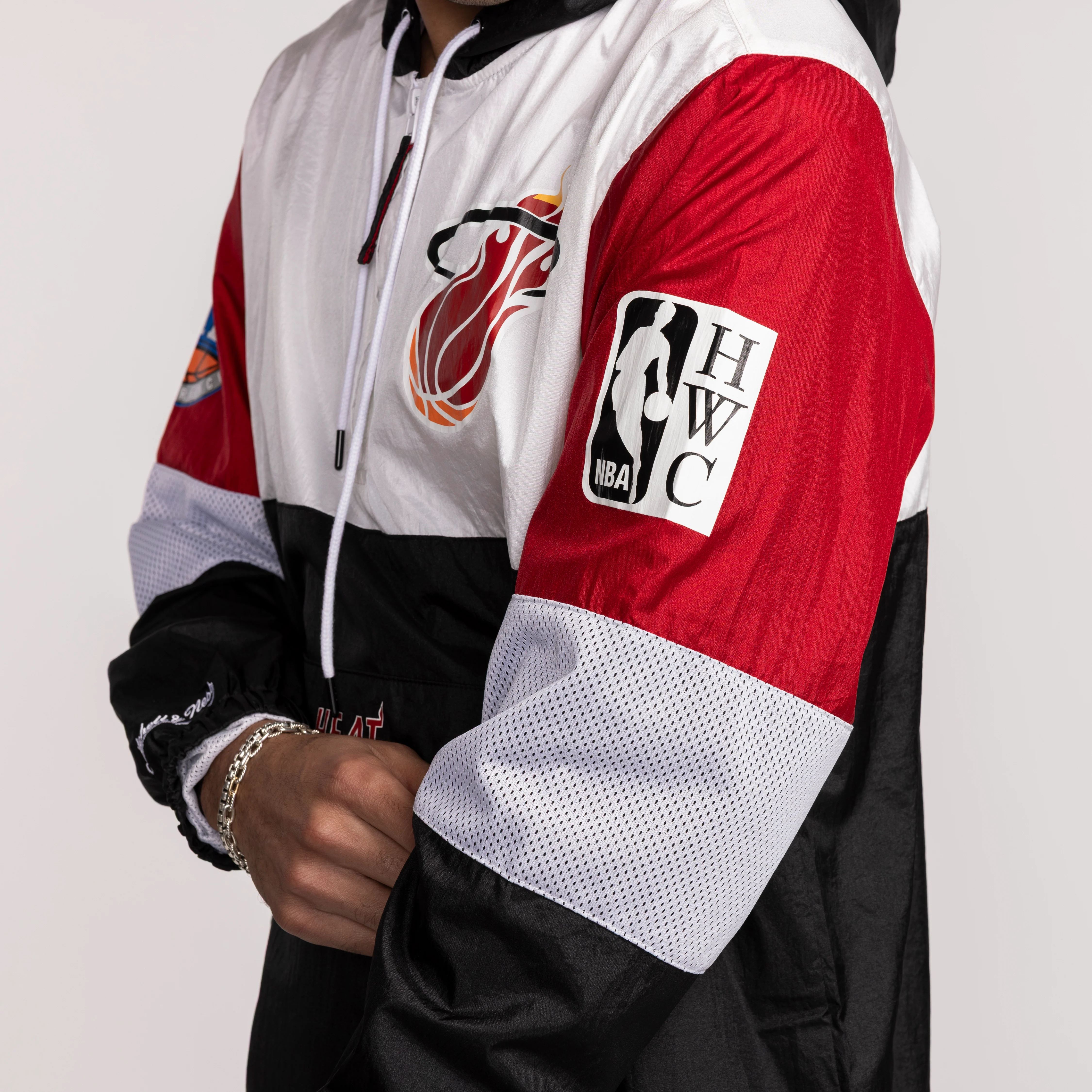 Mitchell & Ness Miami HEAT Hardwood Classic Night Windbreaker - Image 4