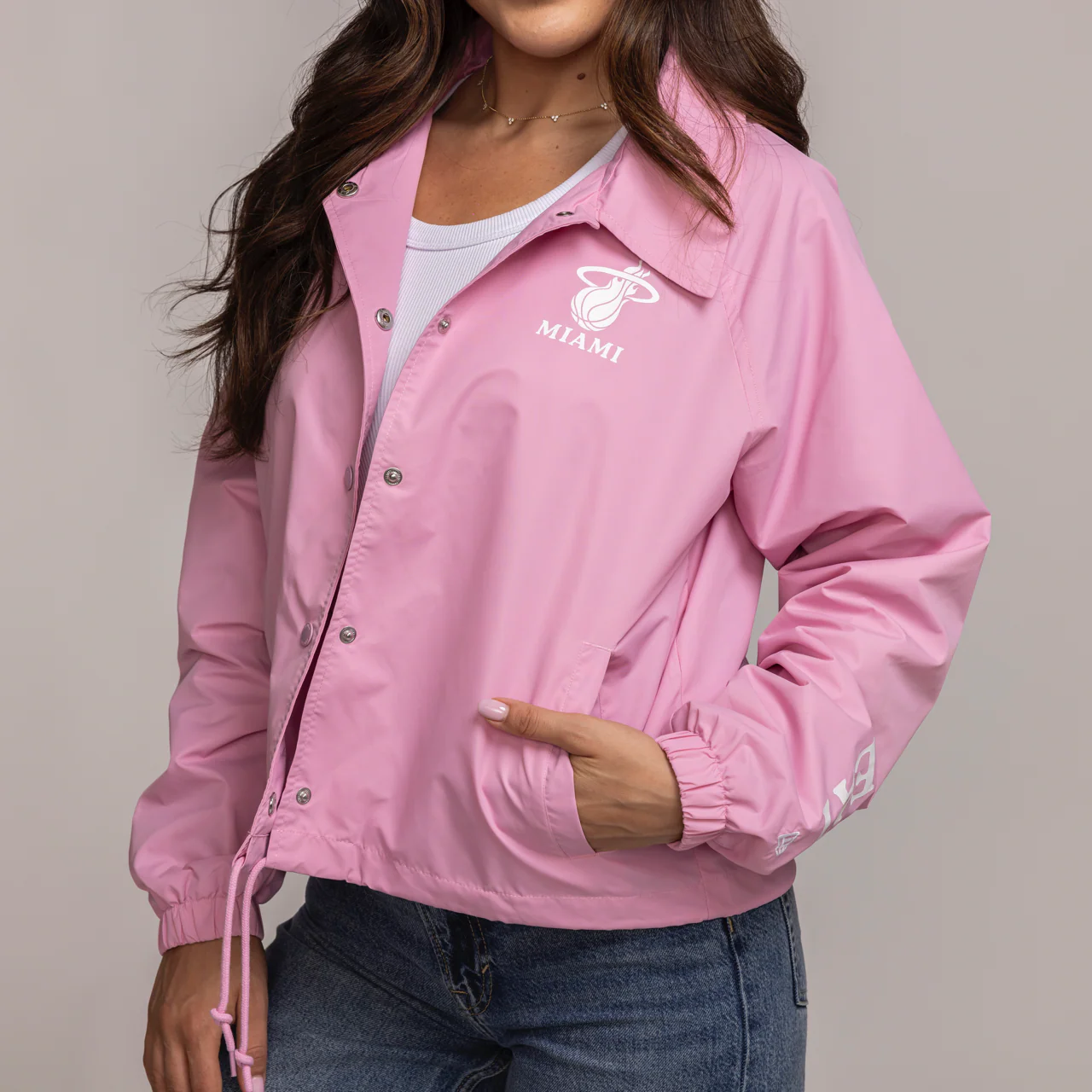 New Era Miami HEAT Original Vice Cropped Jacket - Image 3