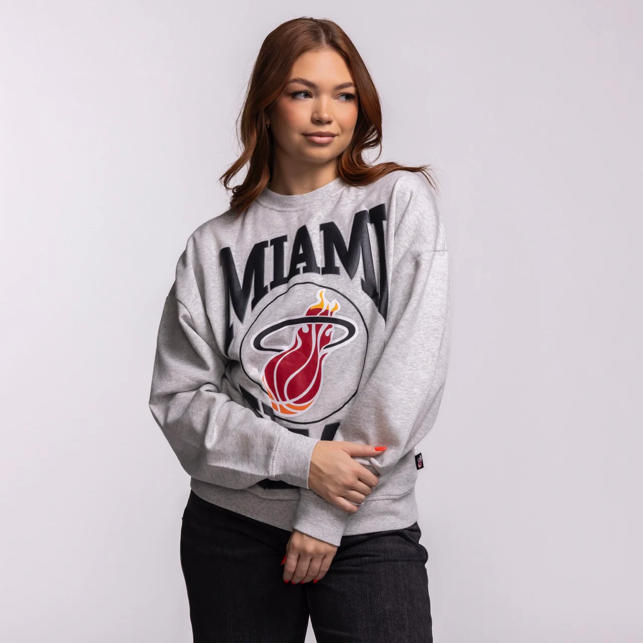 Mitchell & Ness Miami HEAT Lightweight Women's Crewneck - Image 4