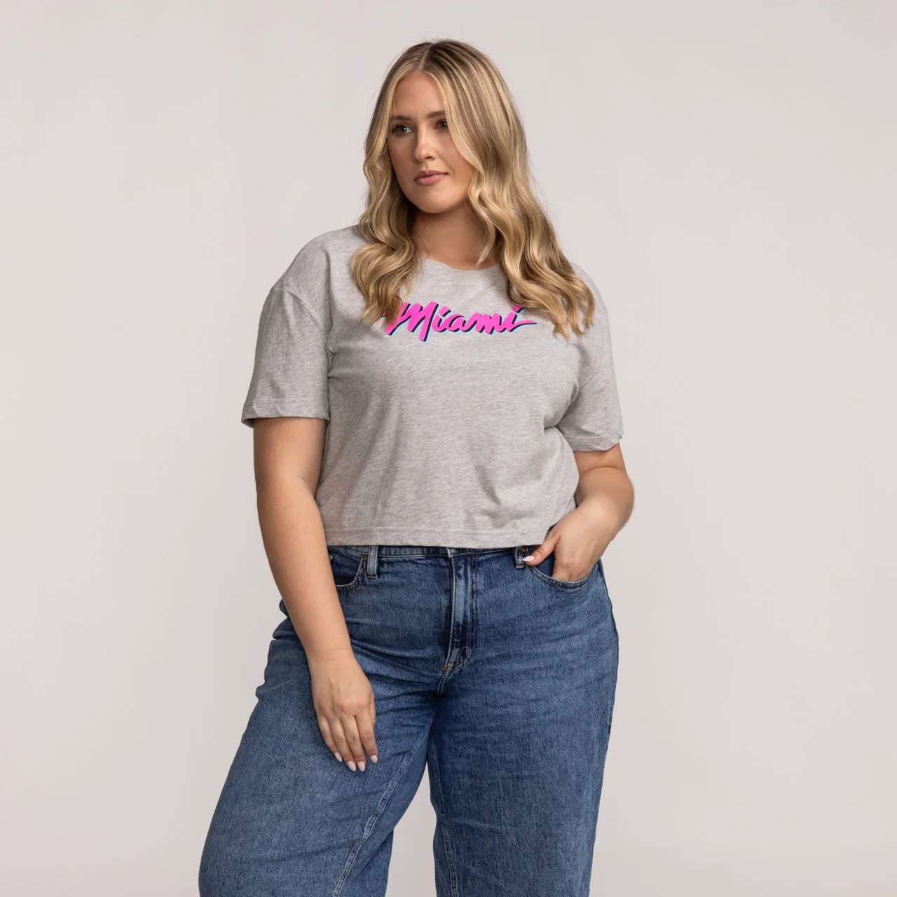 Nike Miami HEAT Original Vice Women's Cropped Tee - Image 3