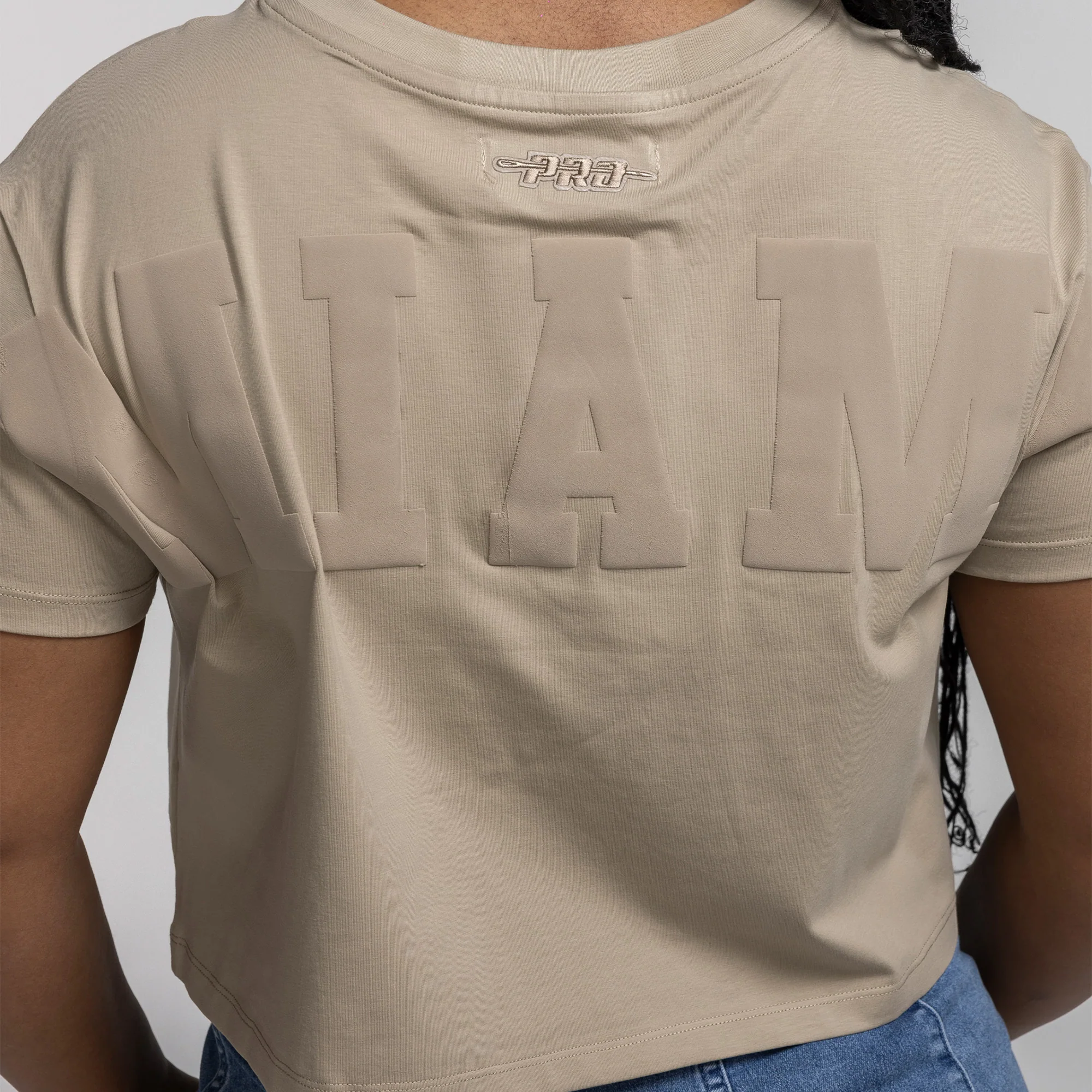 Pro Standard Miami HEAT Boxy Wingspan Women's Crop Tee - Image 3