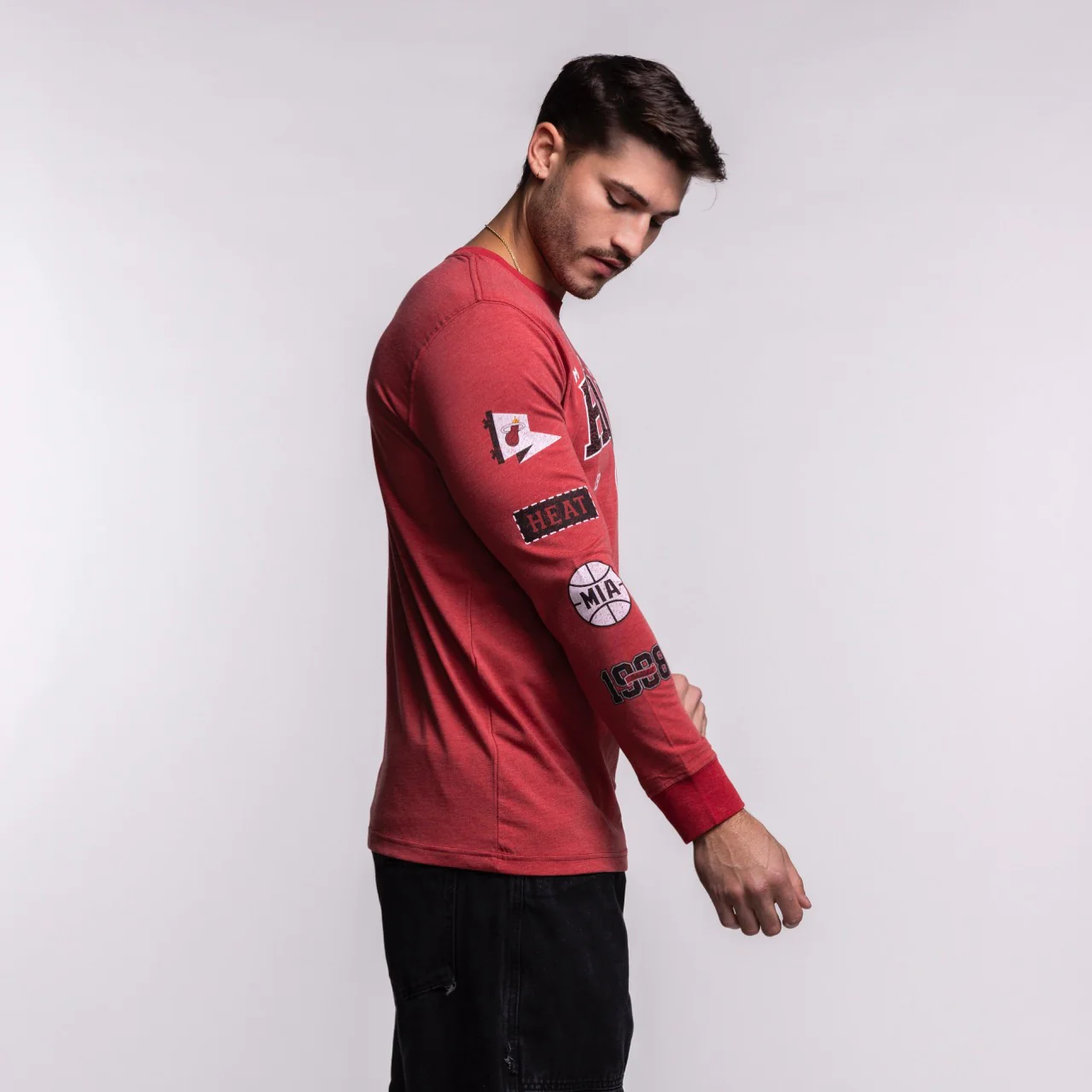 New Era Miami HEAT Red Cuffed Long Sleeve Tee - Image 3