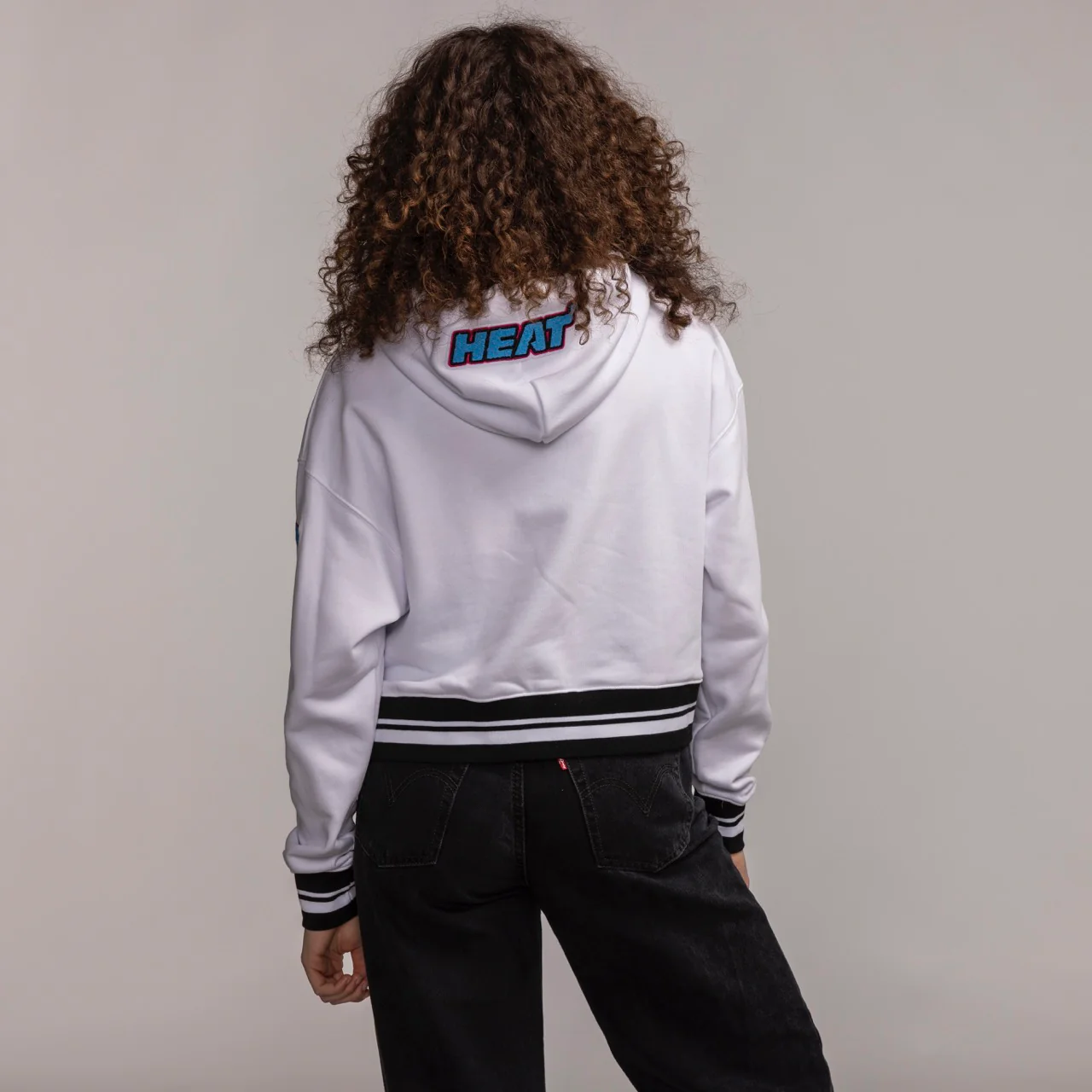 Pro Standard Miami HEAT Original Vice Women's Pullover Hoodie - Image 2