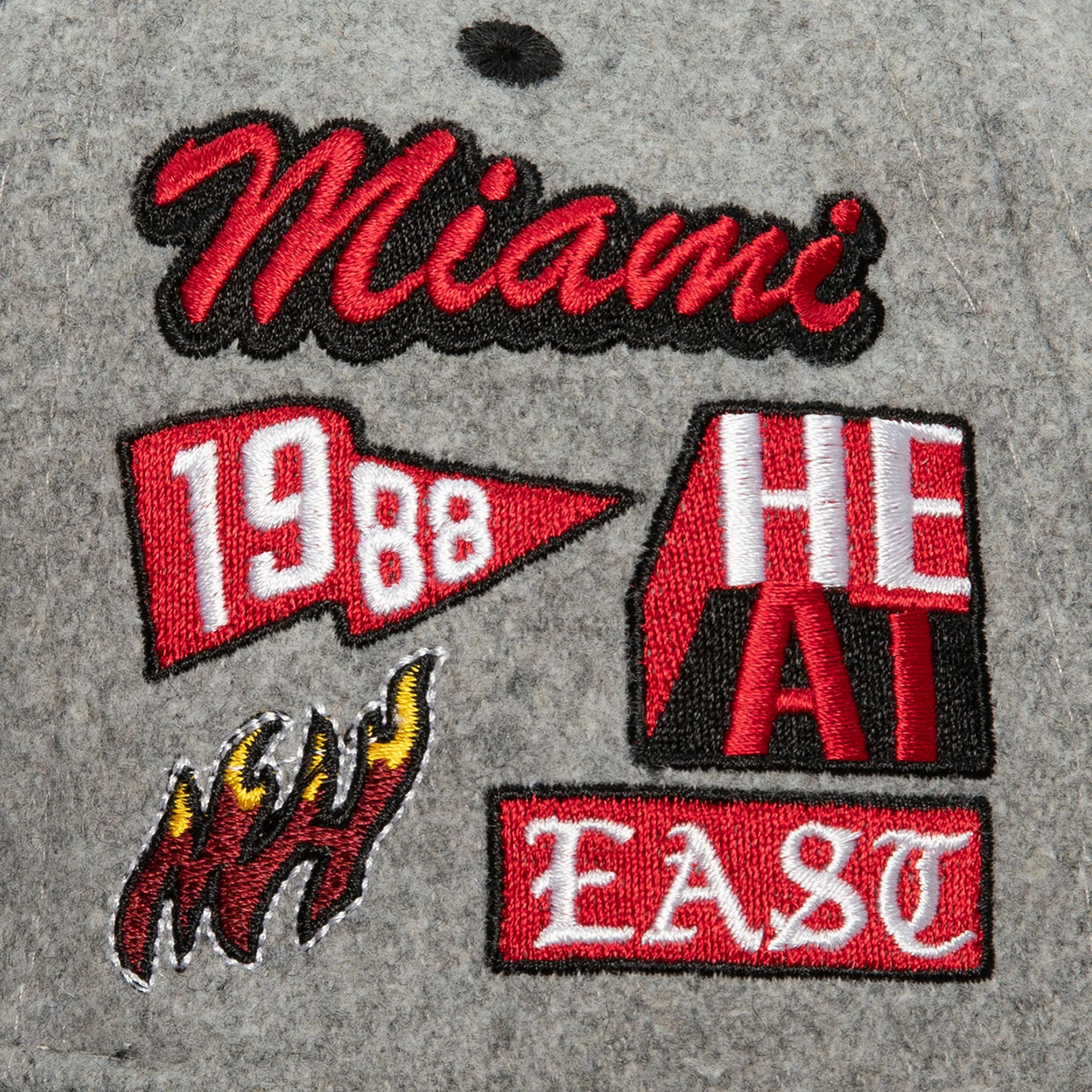 Mitchell & Ness Miami HEAT Melton Patch Snapback - Image 3
