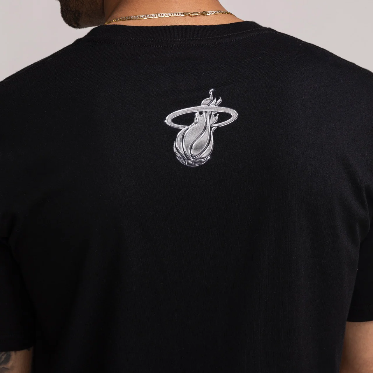 Court Culture Platinum Miami Tee - Image 4