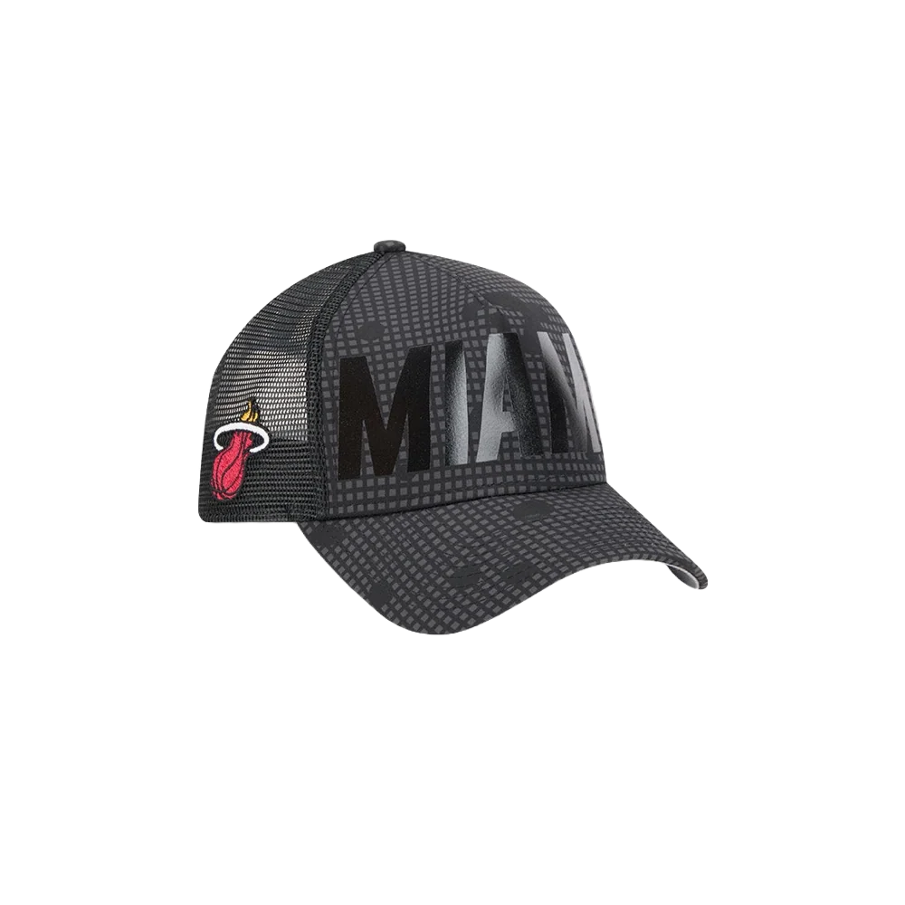 New Era Miami HEAT Tonal Text Trucker Hat - Image 3