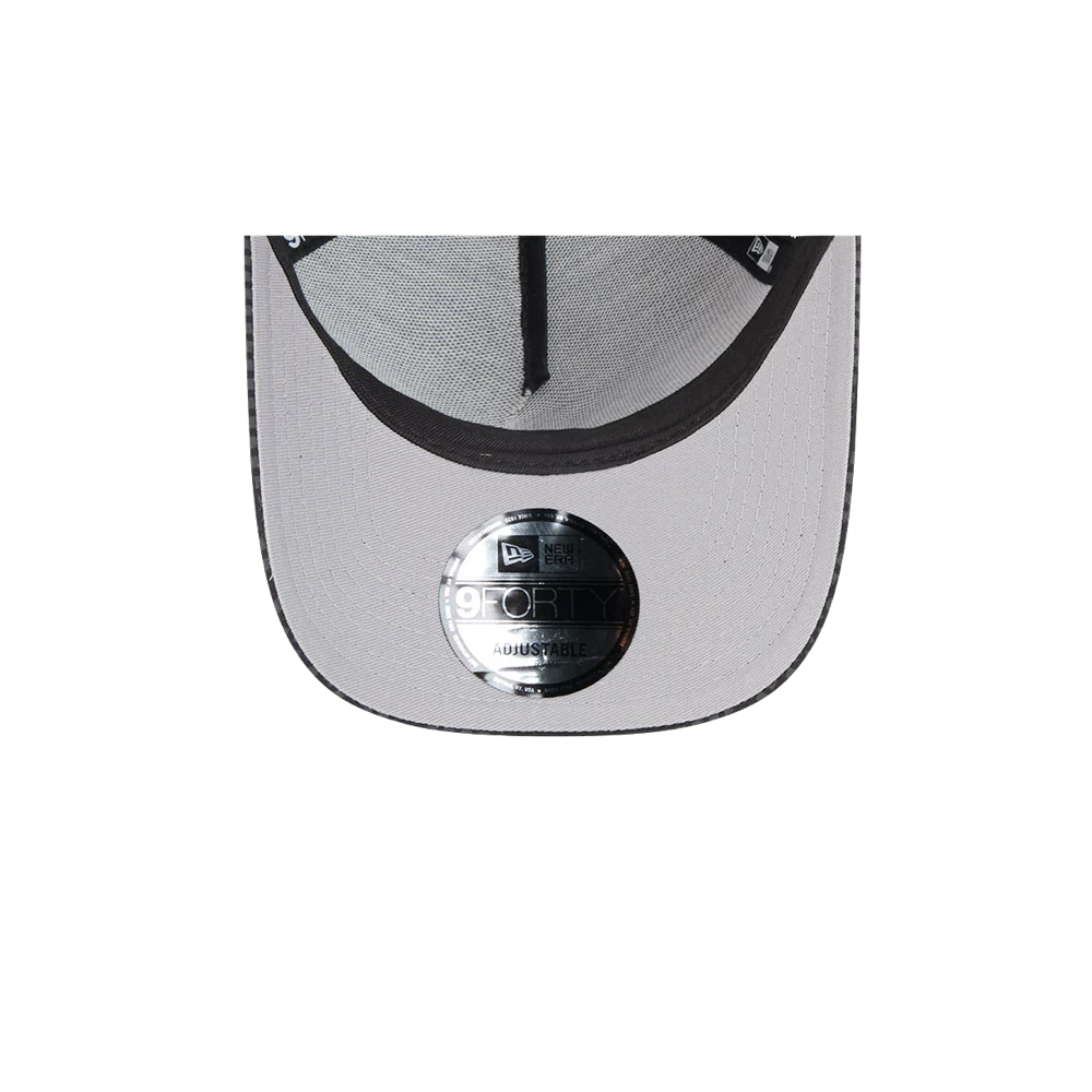 New Era Miami HEAT Tonal Text Trucker Hat - Image 7
