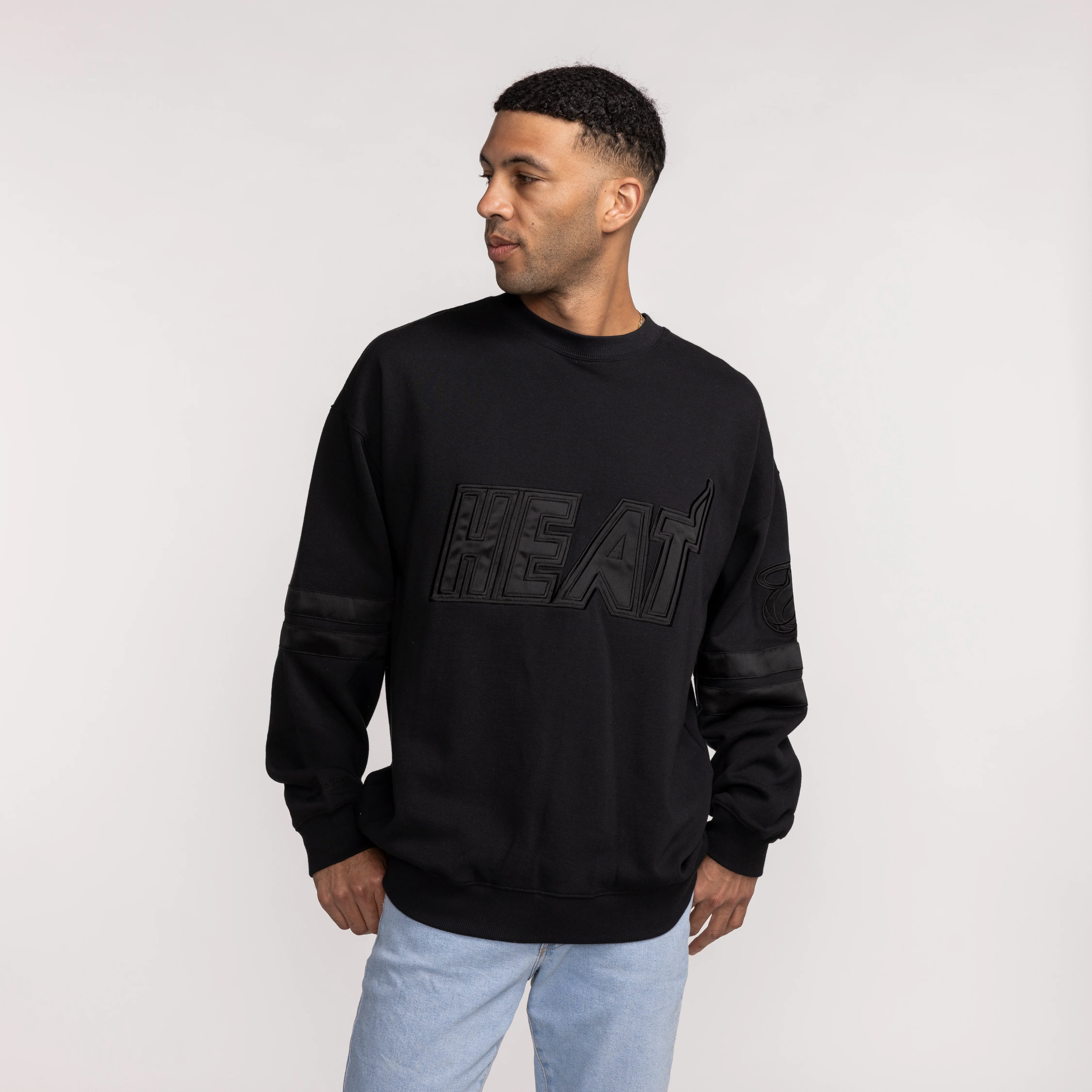 Mitchell & Ness Miami HEAT Stripes Fleece Crewneck