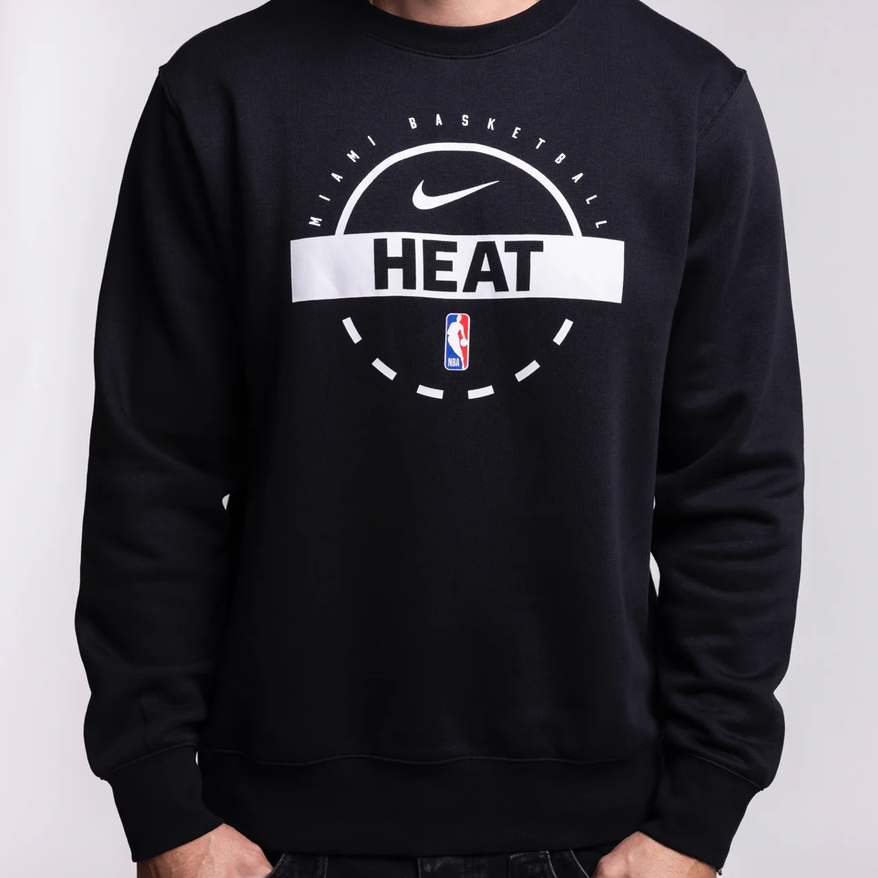 Nike Miami HEAT 2025-26 On-Court Practice Crewneck - Image 2