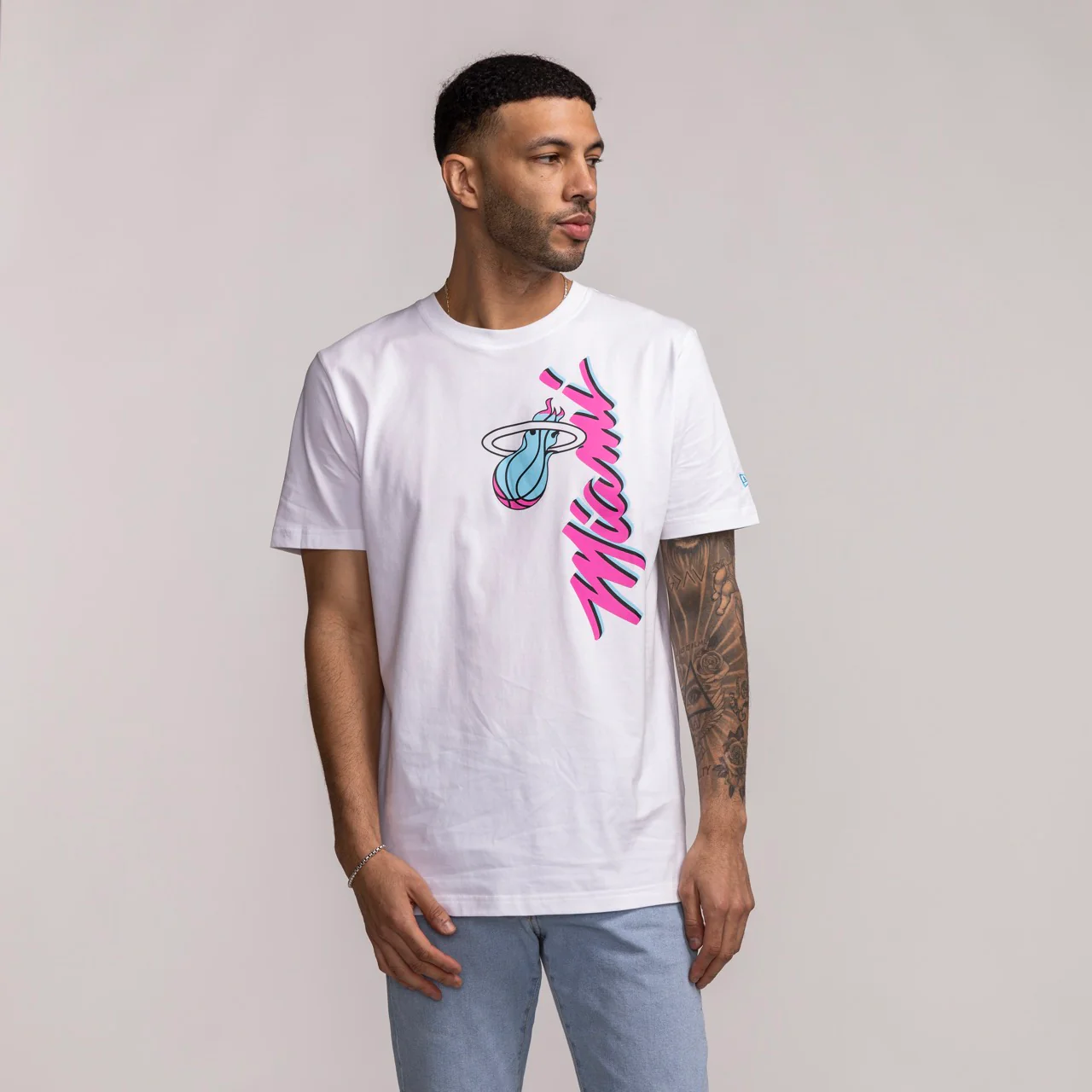 New Era Miami HEAT Original Vice Wordmark Tee - Image 3