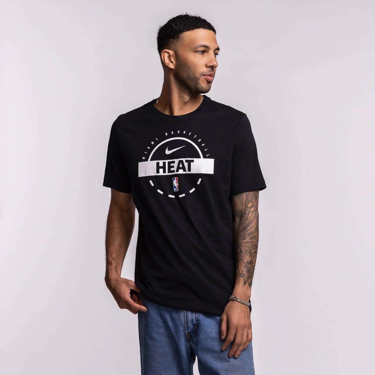 Nike Miami HEAT 2025-26 On-Court Practice Tee - Image 4