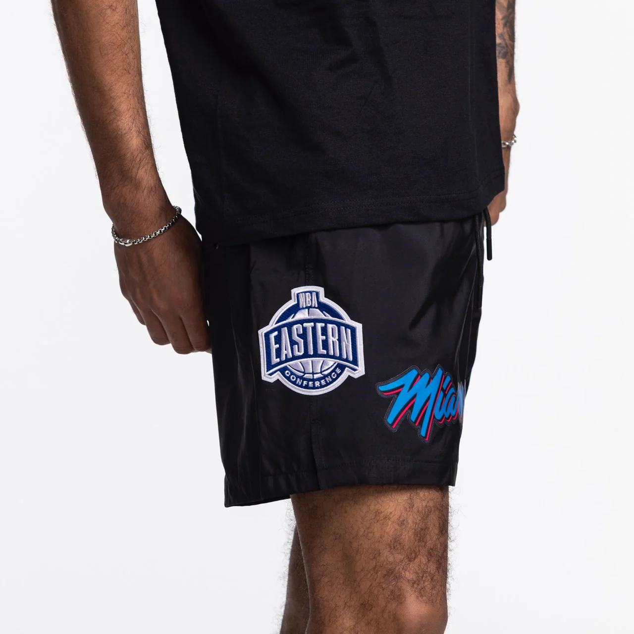 Pro Standard Miami HEAT Original Vice Nights Woven Shorts - Image 3