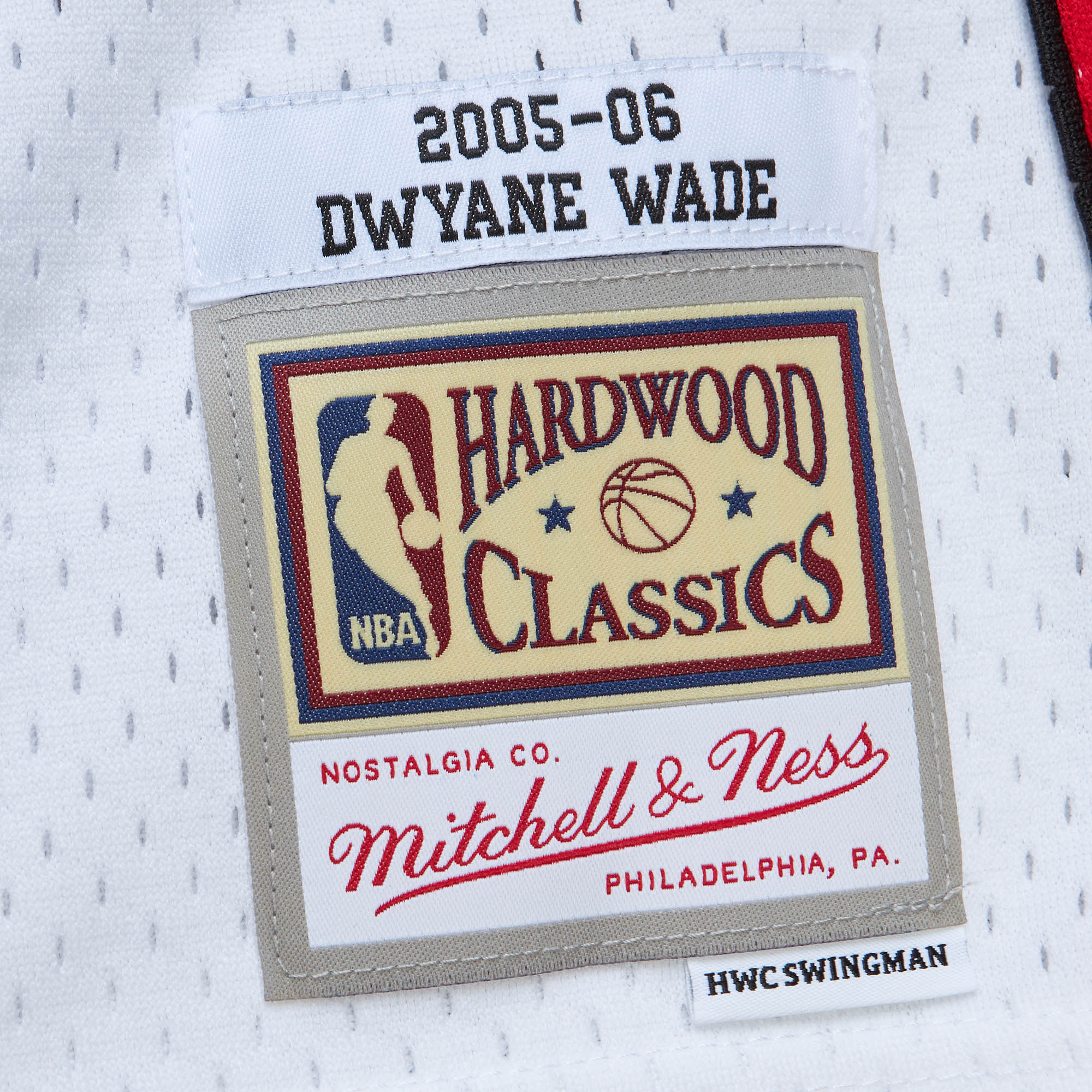 Dwyane Wade Mitchell & Ness Miami HEAT 2005-06 Youth Swingman Jersey - Image 4