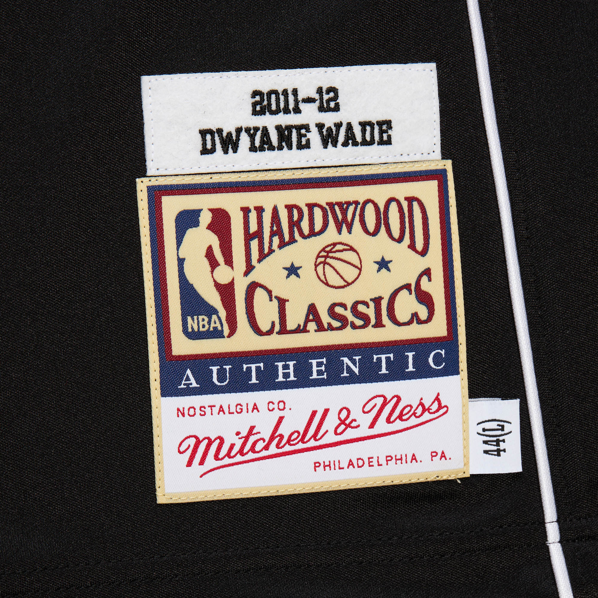 Dwyane Wade Mitchell & Ness Miami HEAT 2011-12 Alternate Authentic Jersey - Image 5