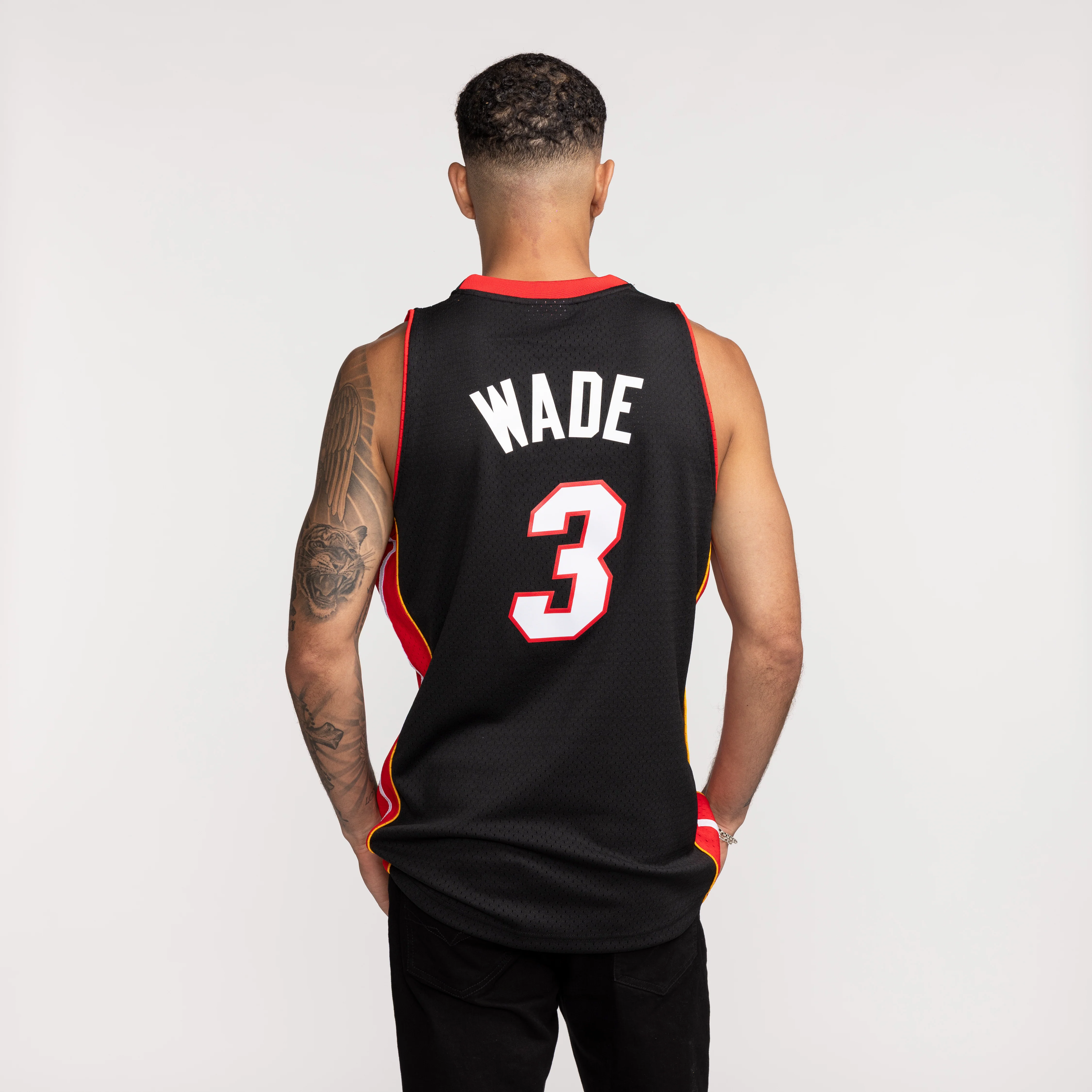 Dwyane Wade Mitchell & Ness 2008-09 EL HEAT Swingman Jersey - Image 2