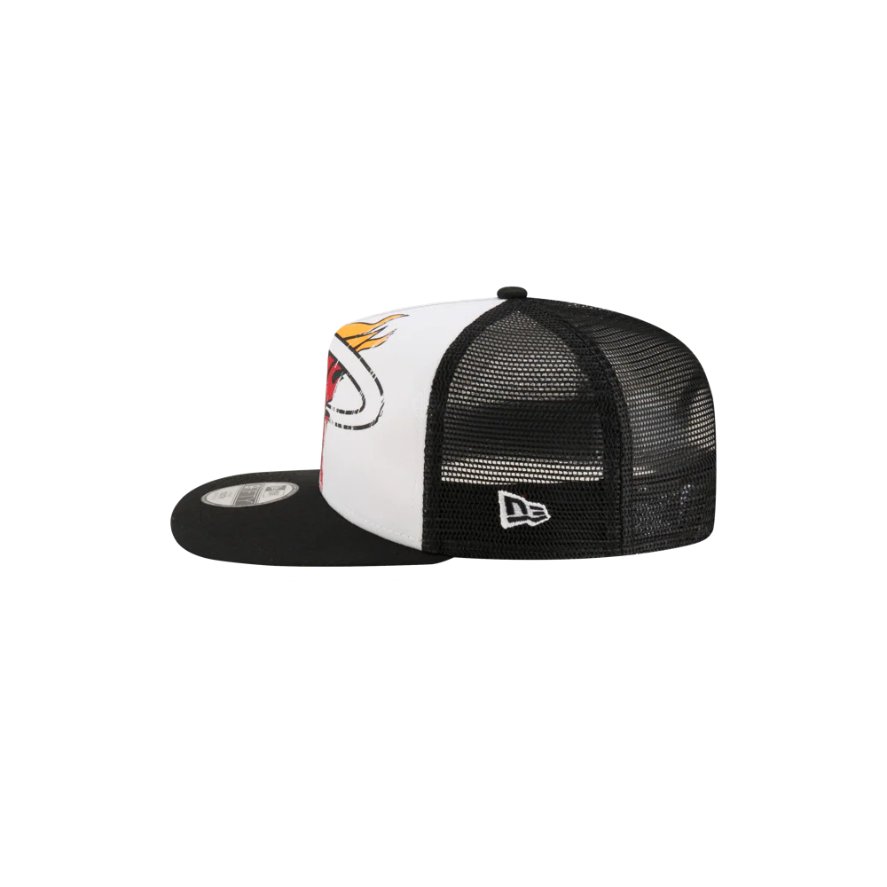 New Era Miami HEAT Distressed Youth Snapback - Image 4